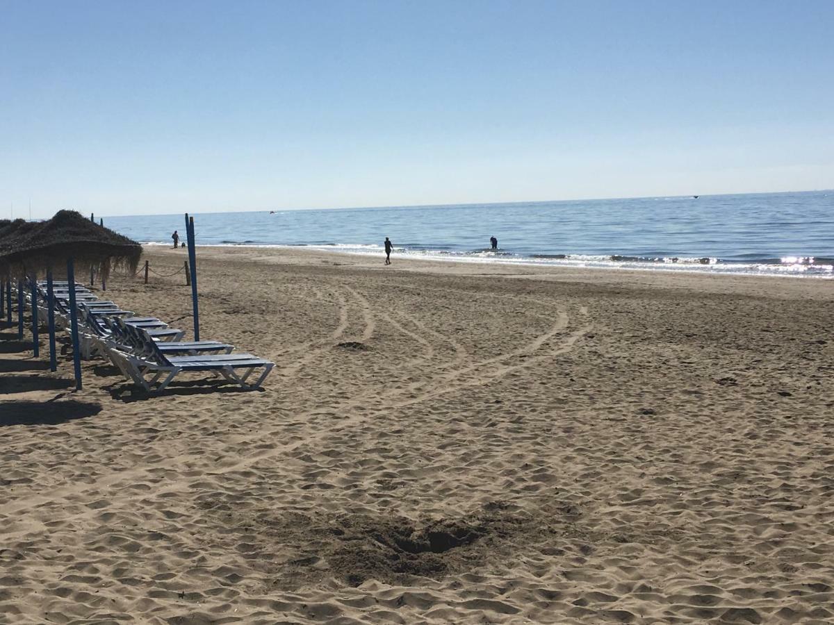 Estudio Primera Linea 50 Mtrs Playa. Fibra 600Mb 马尔韦利亚 外观 照片